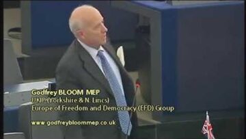 Godfrey-Bloom-ef8ba0be256395a180e8b928e6b65ffd
